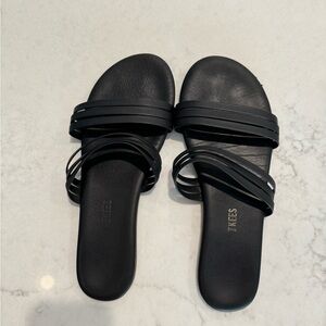 Tkee - Allegra Sandel in Sable